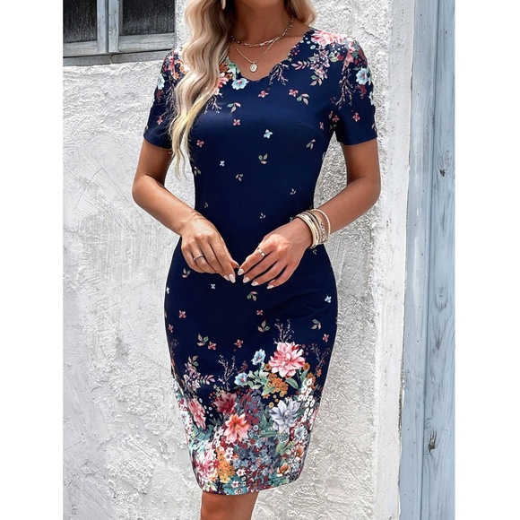 Rouge! Dresses & Skirts - Floral Pattern Navy Blue Slim Dress Knee Length
